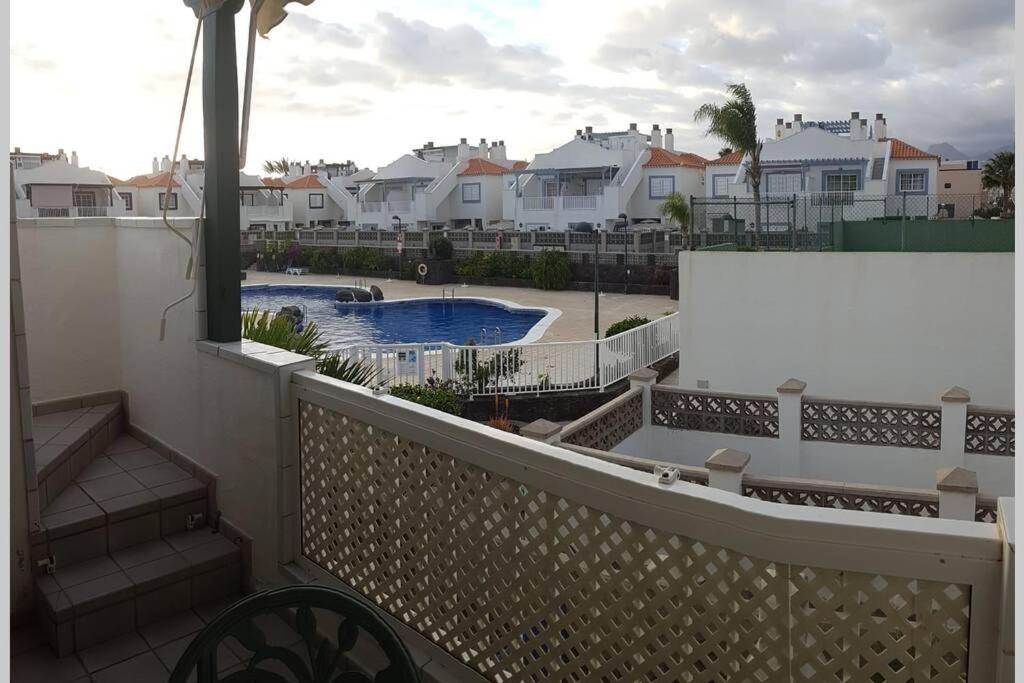 Private Apartment With Roof Terrace Arona  Eksteriør bilde